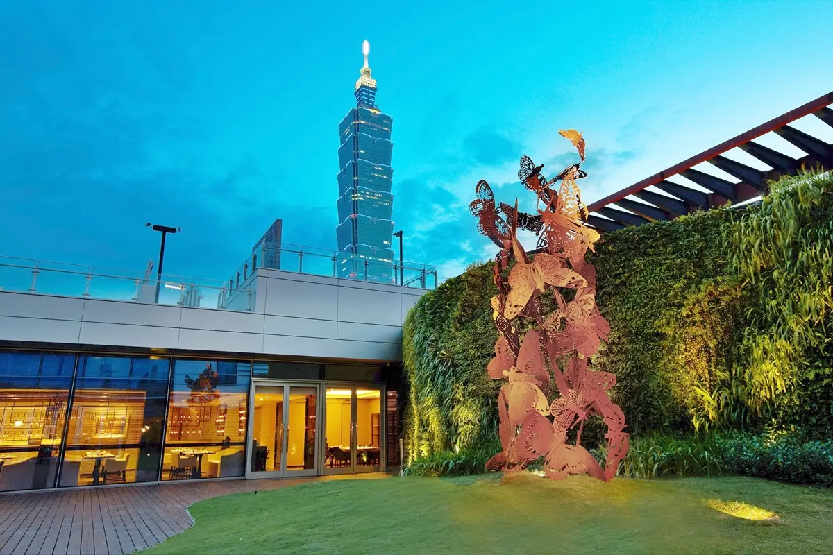最美101夜景「吃到飽餐酒館」!必吃義式叉燒、超大干貝,餐檯好料無限供應 最美101夜景「吃到飽餐酒館」!必吃義式叉燒、超大干貝,餐檯好料無限供應