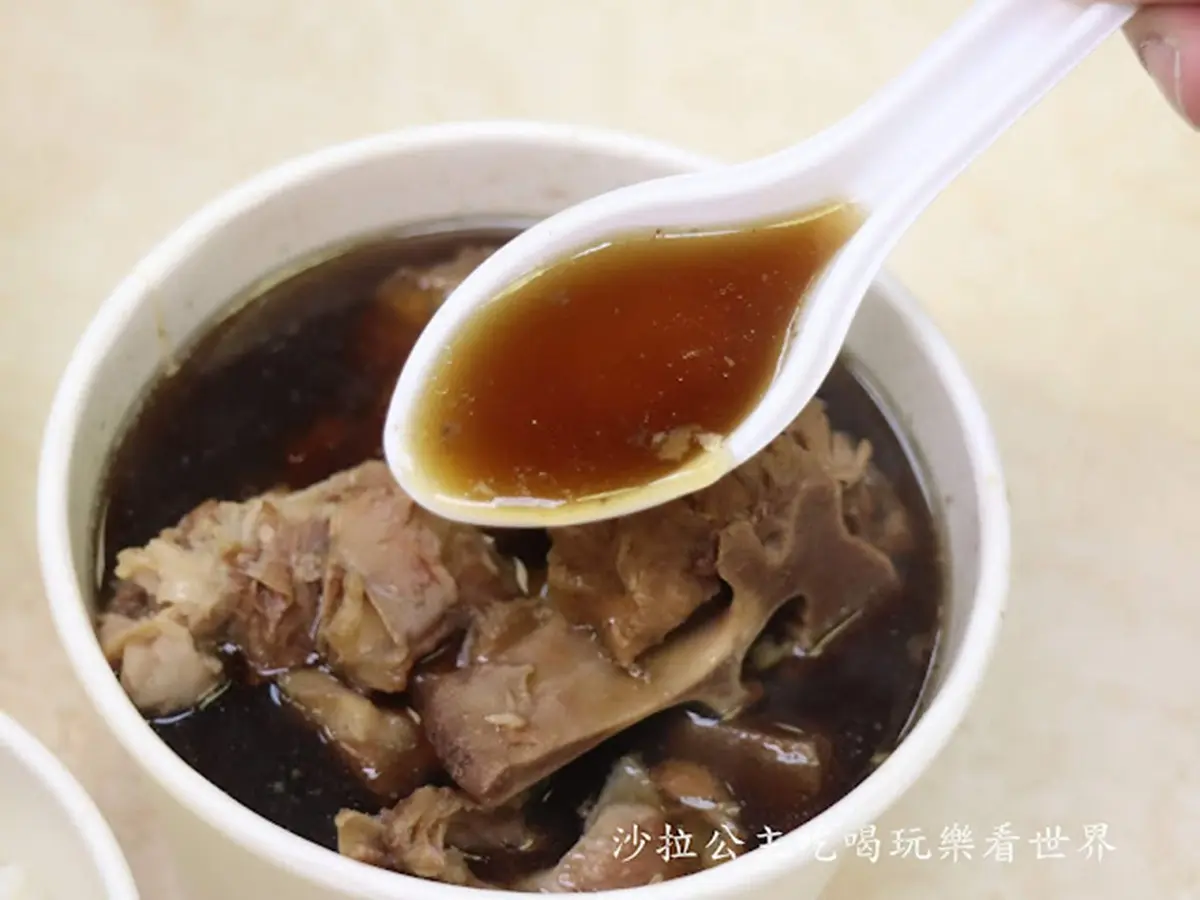 天冷必排！北中南６家高人氣藥燉排骨：米其林４連霸、40年老店、夜貓族最愛