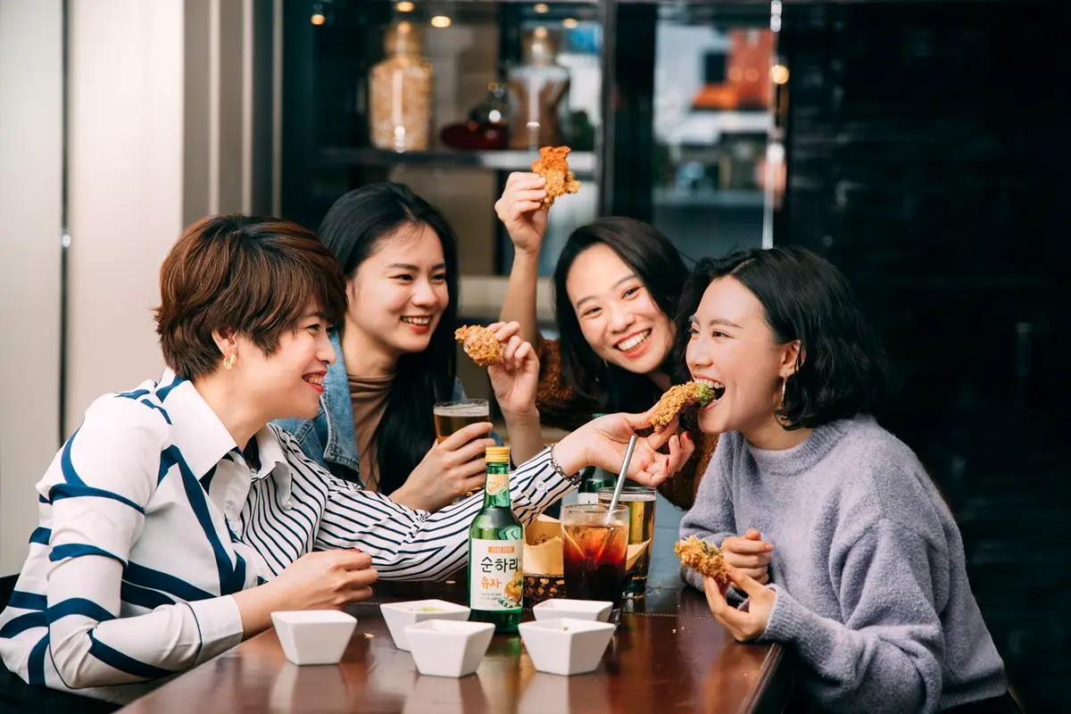 2飯店「222快閃優惠」!晶華吃到飽、住宿買一送一,君悅送整套炸雞餐可吃 2飯店「222快閃優惠」!晶華吃到飽、住宿買一送一,君悅送整套炸雞餐可吃