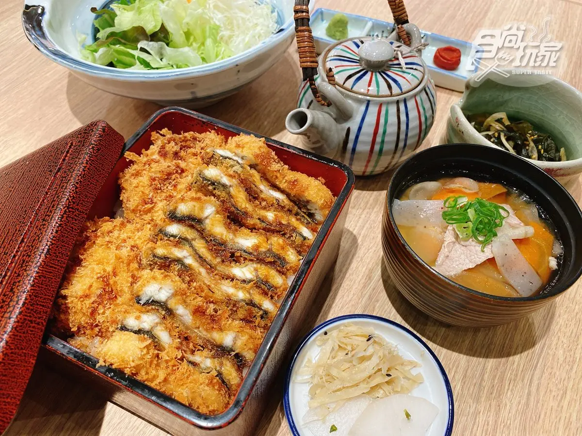 台南三井2大必吃日本夯店!炸鰻魚豬排、蝦捲咖哩,還有買一送一、免費好康 台南三井2大必吃日本夯店!炸鰻魚豬排、蝦捲咖哩,還有買一送一、免費好康