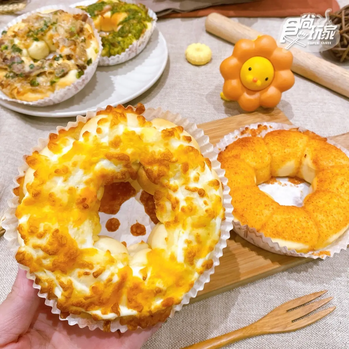 Mister Donut4款「燒肉鹹食」開賣!蔥鹽牛、青醬燻雞必吃,加碼買6送3 Mister Donut4款「燒肉鹹食」開賣!蔥鹽牛、青醬燻雞必吃,加碼買6送3
