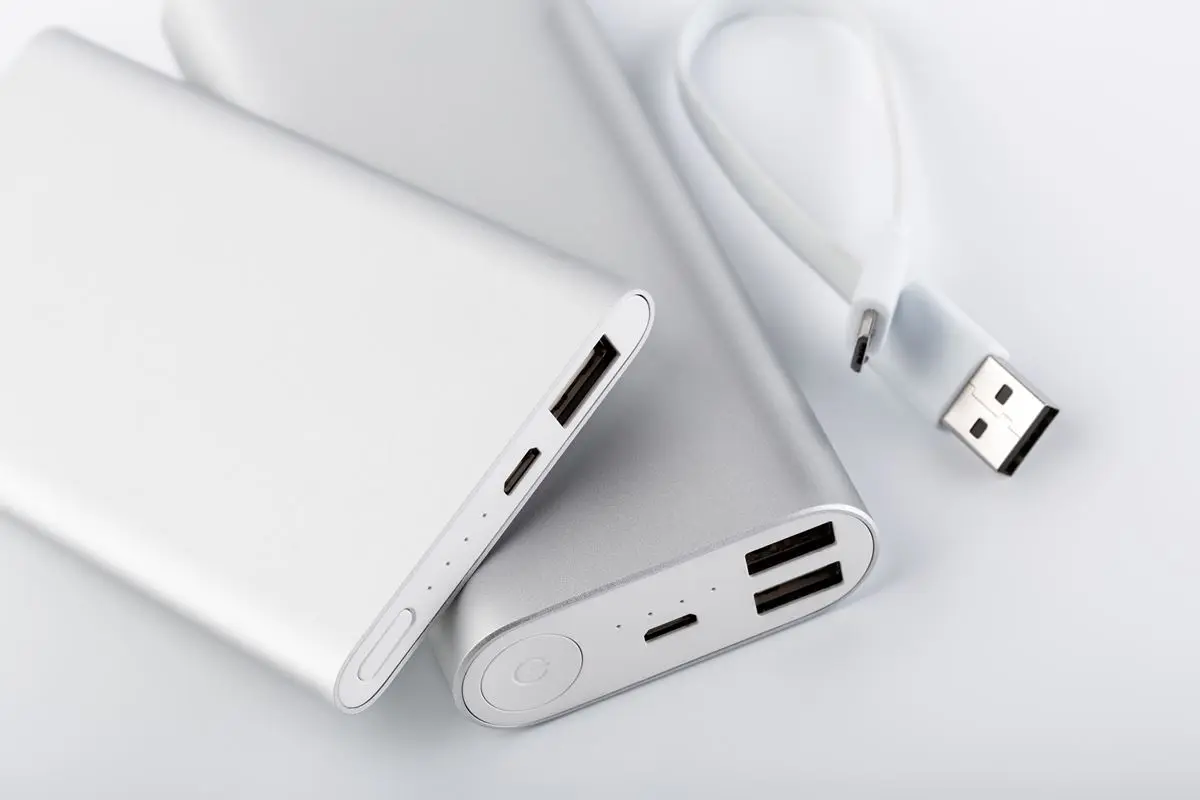 壞掉行動電源別急著丟!網曝「內行絕招」回收可換錢,還能折抵超商消費 壞掉行動電源別急著丟!網曝「內行絕招」回收可換錢,還能折抵超商消費