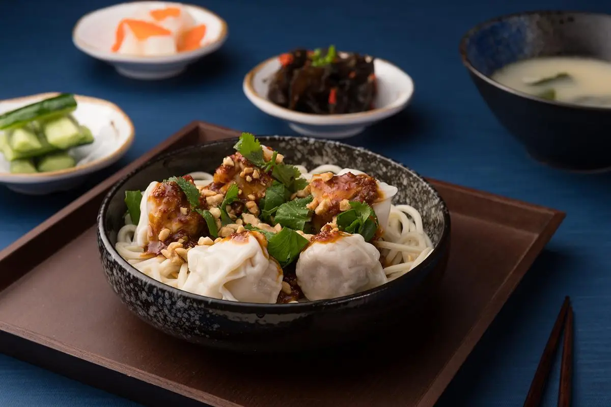 總裁牛肉麵回來了!百貨新開店獨家「五寶麵」,一次吃到5種不同牛肉部位 總裁牛肉麵回來了!百貨新開店獨家「五寶麵」,一次吃到5種不同牛肉部位
