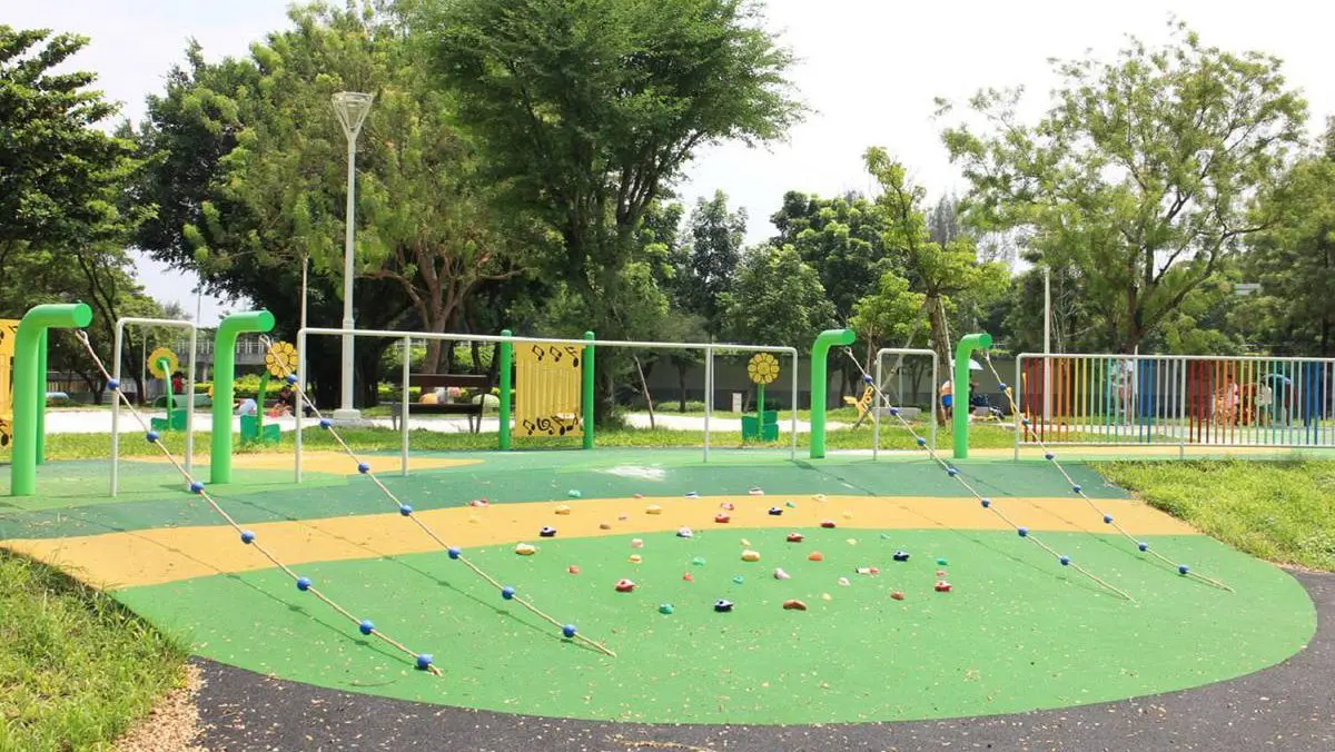 玩膩一般公園?搭捷運玩高雄4座「主題遊戲場」,蛋型滑梯、彩色山丘超有哏 玩膩一般公園?搭捷運玩高雄4座「主題遊戲場」,蛋型滑梯、彩色山丘超有哏