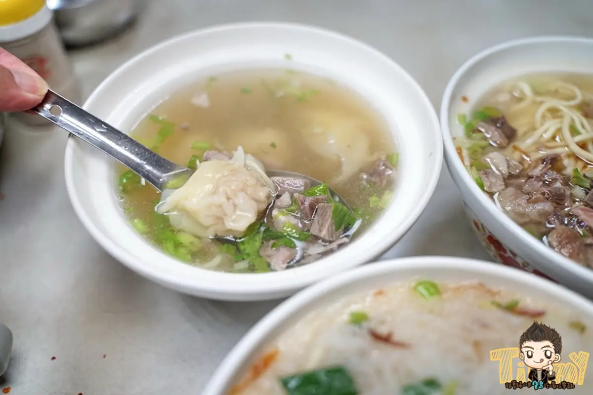 新竹80年小吃!老饕最愛雙重口感「米粉麵」,小菜必試客家「豬肉果凍」 新竹80年小吃!老饕最愛雙重口感「米粉麵」,小菜必試客家「豬肉果凍」