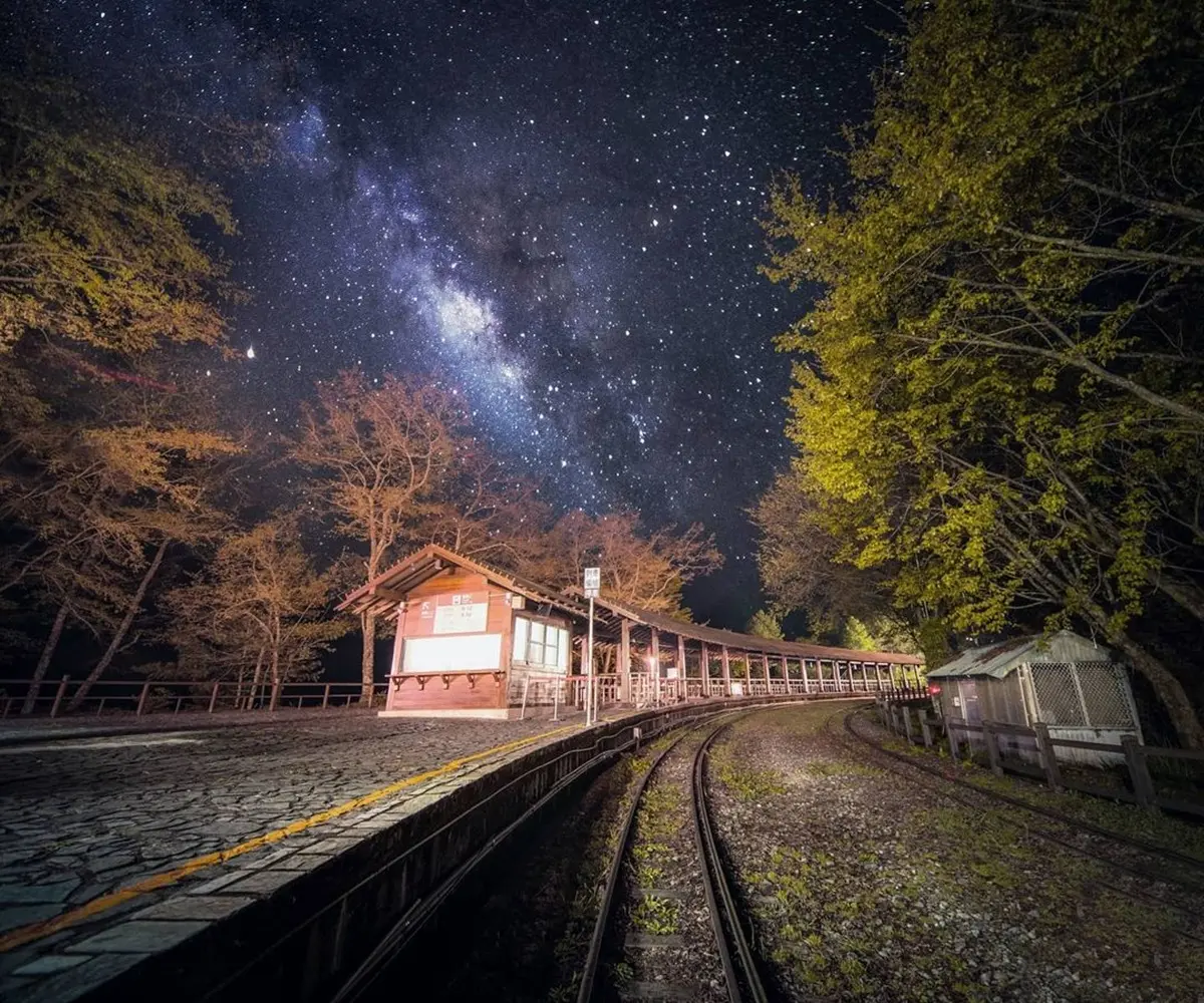 全台最高海拔連鎖飯店！阿里山英迪格看無敵雲海，還有觀星台、景觀泳池可用