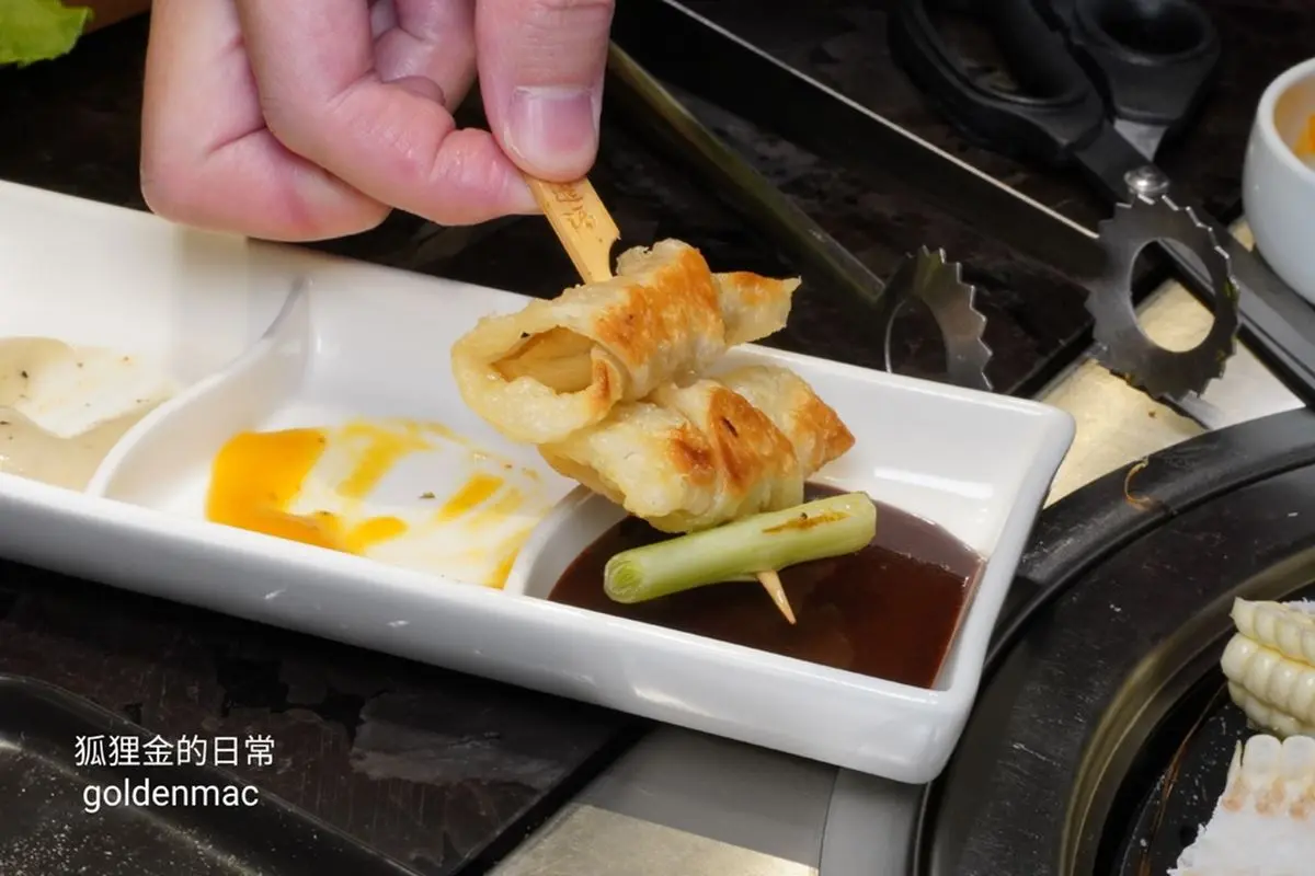 素食界屋馬也在台中！超浮誇「噴乾冰烤物盤」爽嗑北平烤鴨，還有澎派佛跳牆