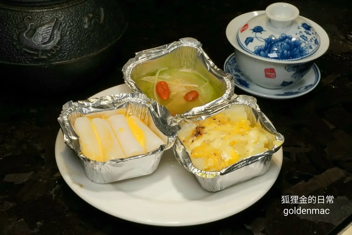 素食界屋馬也在台中！超浮誇「噴乾冰烤物盤」爽嗑北平烤鴨，還有澎派佛跳牆