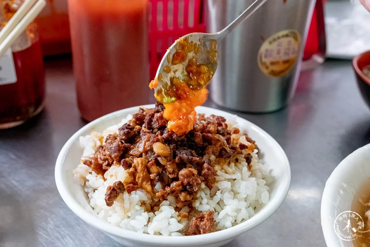 排隊人潮沒斷過!隱藏版麵攤「魚肉羹米粉」Q彈唰嘴,網評4.4星晚來吃不到 排隊人潮沒斷過!隱藏版麵攤「魚肉羹米粉」Q彈唰嘴,網評4.4星晚來吃不到