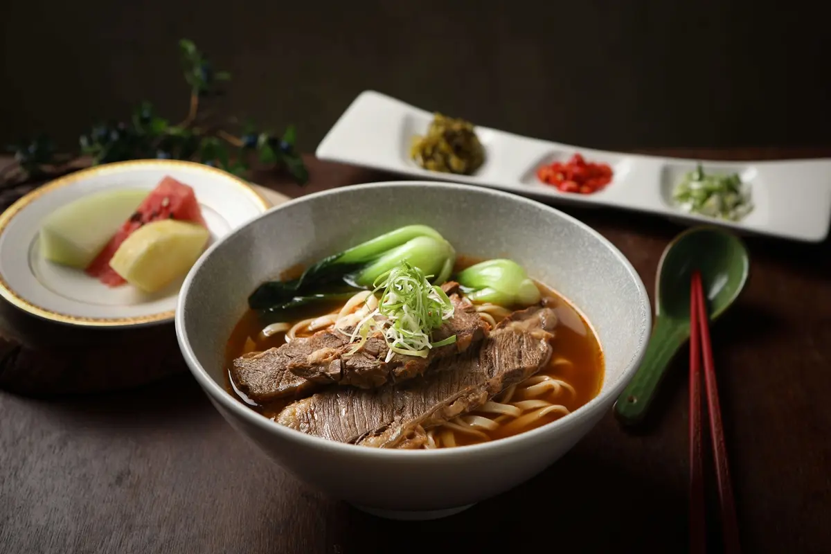 全台獨創「潤餅餐車」吃到飽！溫泉飯店客製７種內餡，泡湯再送午餐、下午茶