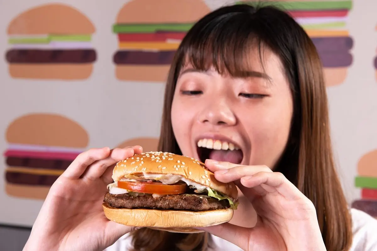 限時３天免費吃漢堡！漢堡王「華堡日」輸入優惠碼、出示畫面都能爽拿好康