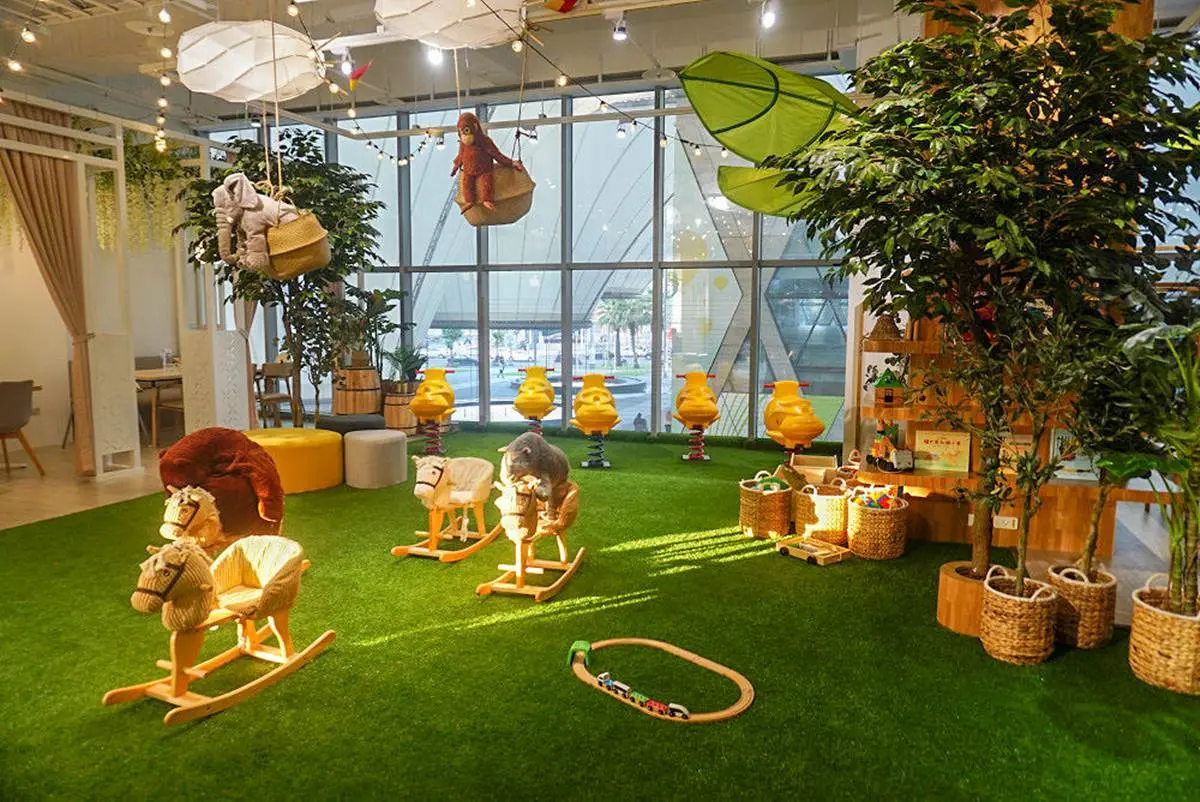 溜小孩天堂!北中南6家超夯「親子餐廳」:全台最大三麗鷗樂園、樂高機器人 溜小孩天堂!北中南6家超夯「親子餐廳」:全台最大三麗鷗樂園、樂高機器人