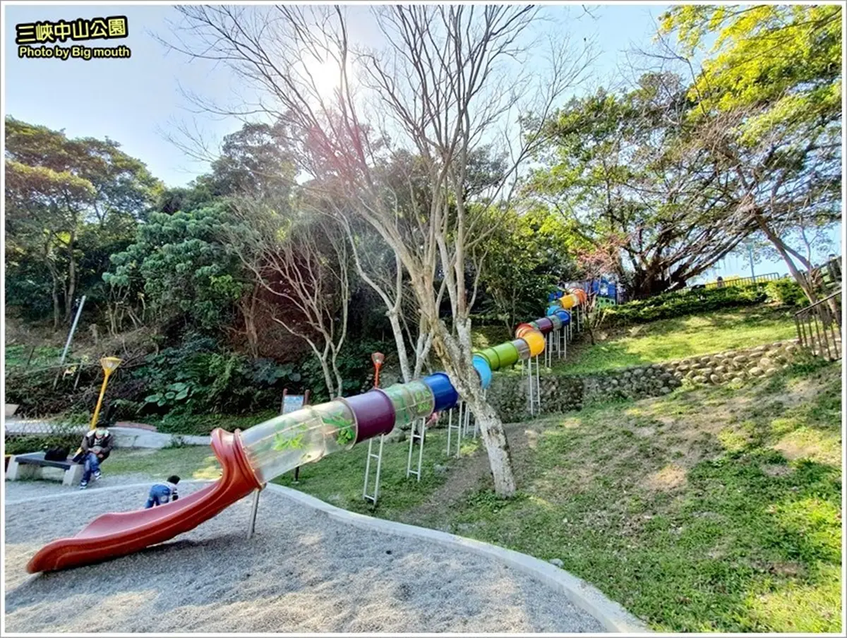 小孩要瘋了！三峽森林系公園先排「30公尺樹藤溜滑梯」，樹屋平台放電一整天