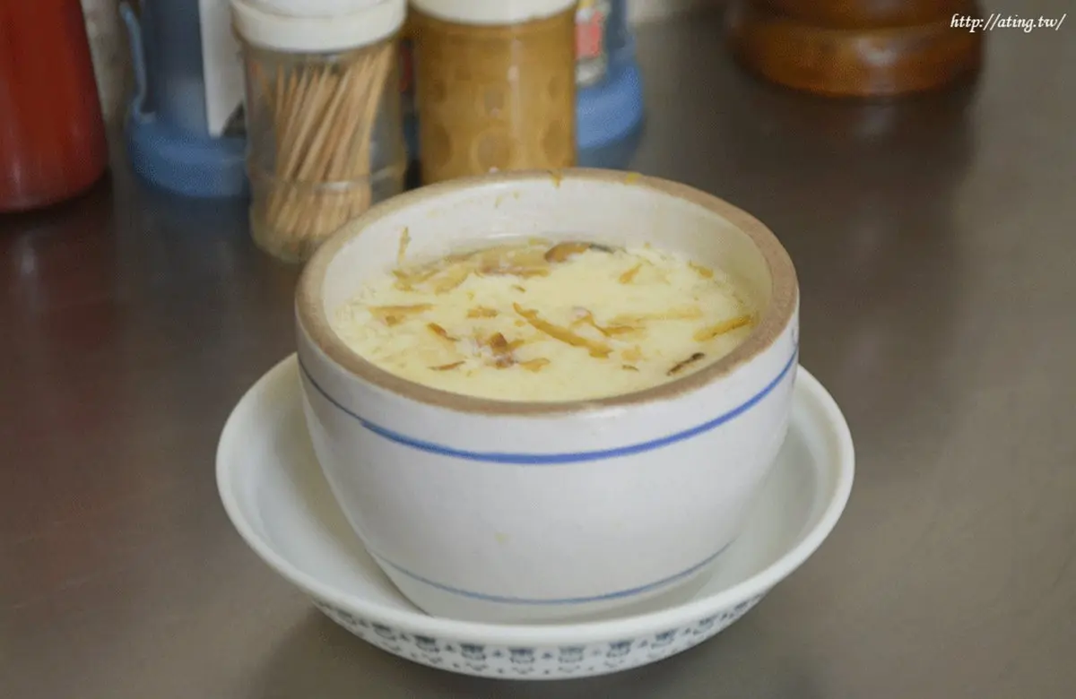 拜完順路吃！北港美食一條街７家古早味：遊子回鄉飯、銅板煎盤粿、假魚肚羹