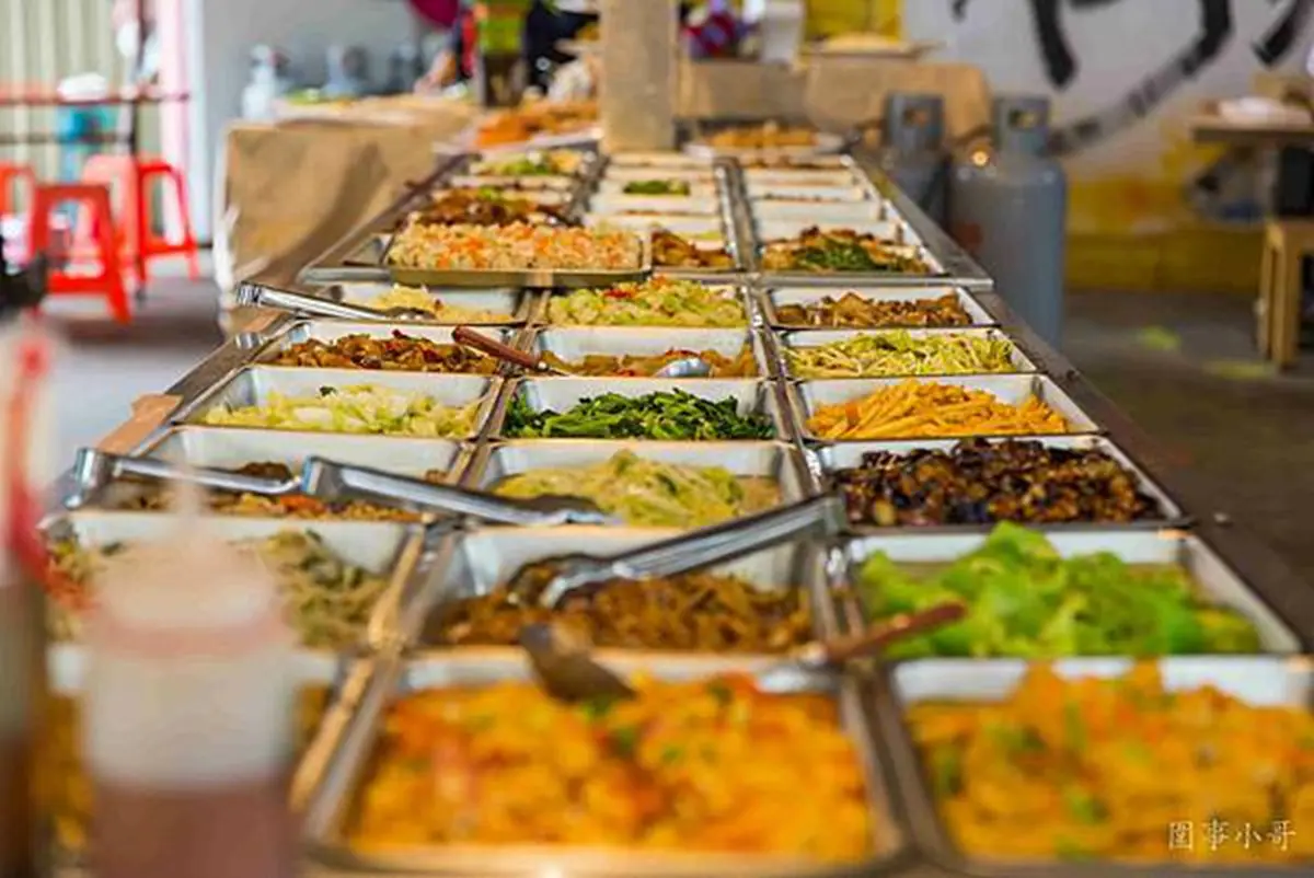 【新開店】桃園「24HR自助餐」188元百道菜吃到飽,白蝦、豬腳吃2盤就回本 【新開店】桃園「24HR自助餐」188元百道菜吃到飽,白蝦、豬腳吃2盤就回本