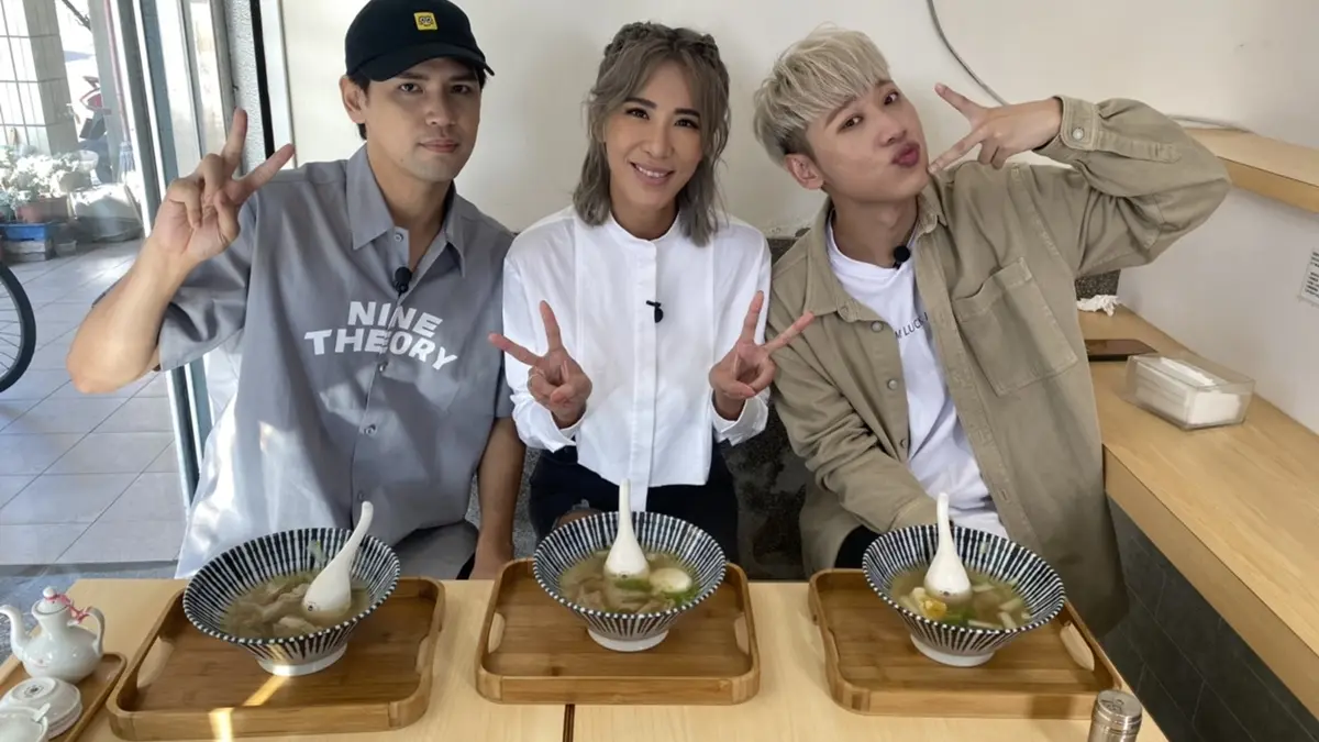 一等就等15年!小禎接棒陳零九入主《食尚玩家》,小賴送啞鈴、體重機防職災 一等就等15年!小禎接棒陳零九入主《食尚玩家》,小賴送啞鈴、體重機防職災