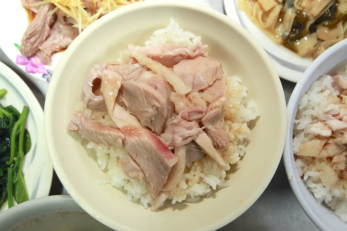 在地人從早吃到晚!嘉義8家排隊火雞肉飯:百年老店、超過7000則好評 在地人從早吃到晚!嘉義8家排隊火雞肉飯:百年老店、超過7000則好評