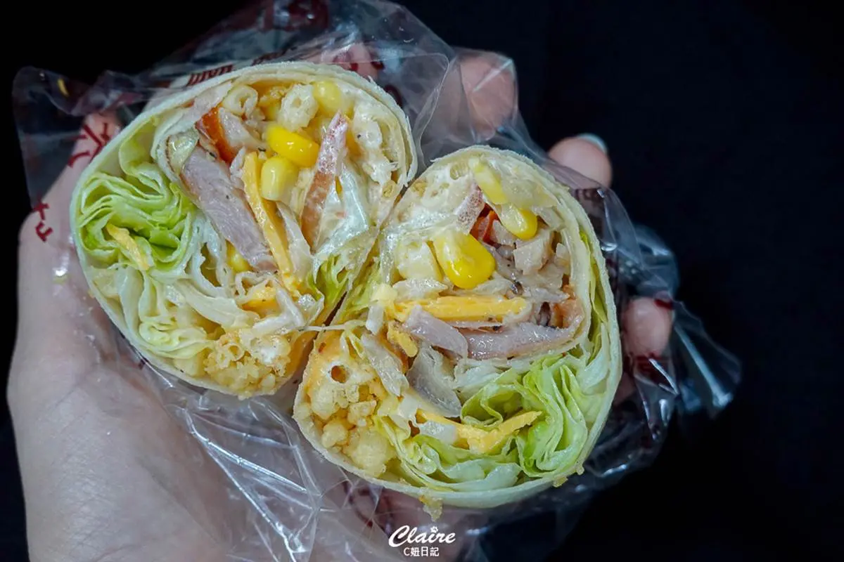 這樣包有夠狂！全台６家超有哏潤餅、春捲：30公分巨大炸捲、大腸包小腸
