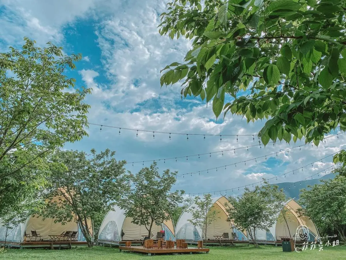 睡在雲海裡!新竹全新「豪華營地」宛如夢幻仙境,一泊二食免裝備懶人最愛 睡在雲海裡!新竹全新「豪華營地」宛如夢幻仙境,一泊二食免裝備懶人最愛