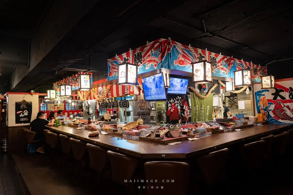 1秒飛日本!台北條通5家居酒屋推薦:「爐端燒」木槳送餐、道地「雞佛鍋」 1秒飛日本!台北條通5家居酒屋推薦:「爐端燒」木槳送餐、道地「雞佛鍋」
