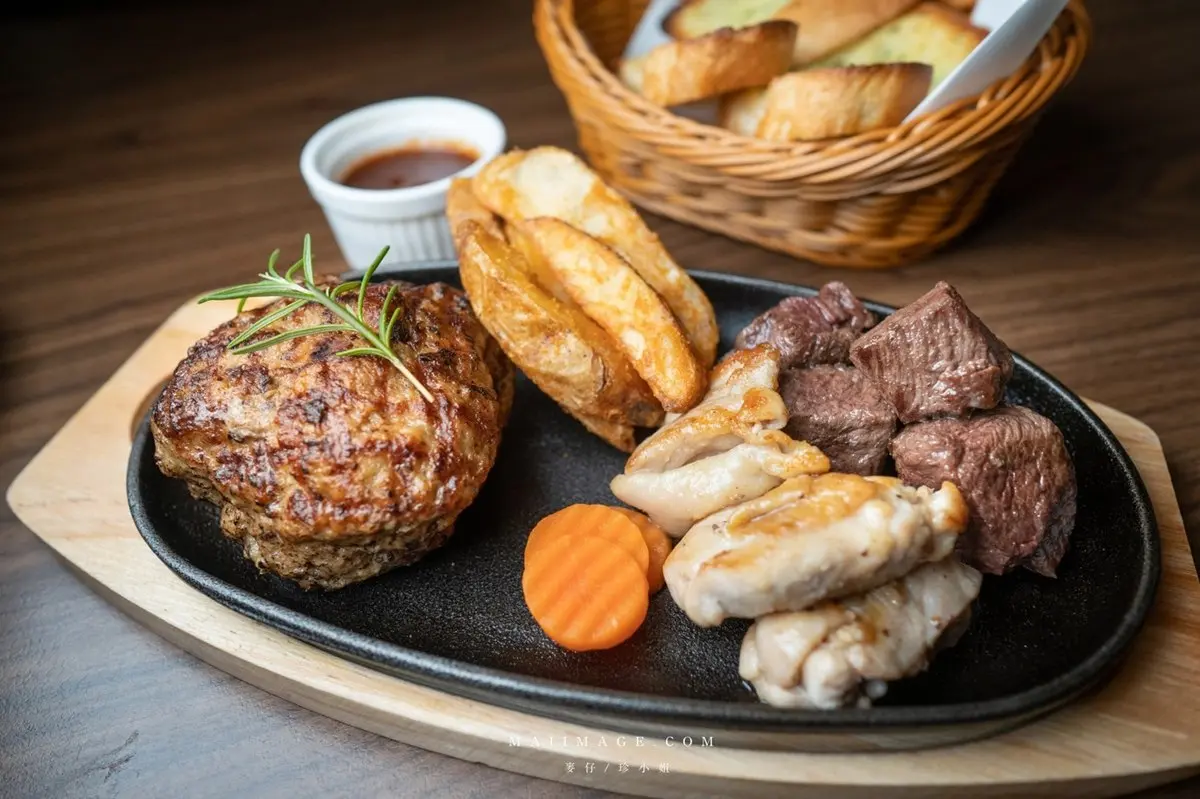 1秒飛日本!台北條通5家居酒屋推薦:「爐端燒」木槳送餐、道地「雞佛鍋」 1秒飛日本!台北條通5家居酒屋推薦:「爐端燒」木槳送餐、道地「雞佛鍋」