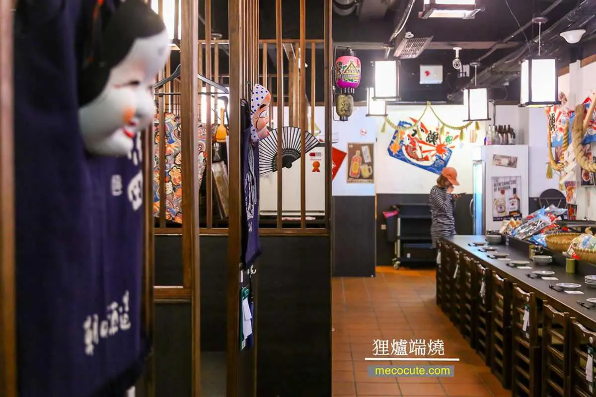 一進門瞬移日本!中山站居酒屋「木槳上菜」原味搬來台,必點澎派階梯生魚片 一進門瞬移日本!中山站居酒屋「木槳上菜」原味搬來台,必點澎派階梯生魚片