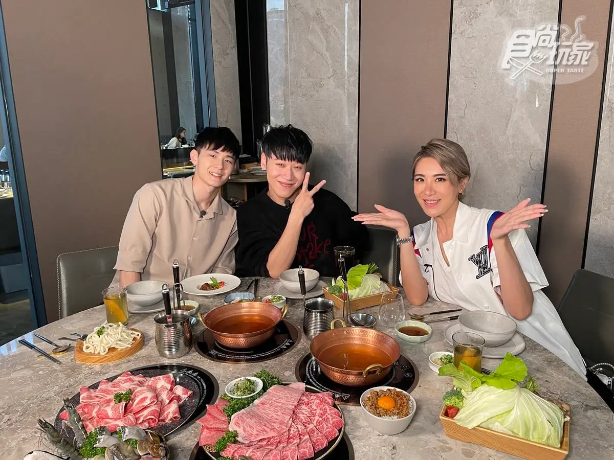 小禎入主《魚肉鄉民》首集開播!小賴帶路吃遍台中,小禎狂摸小鮮肉腹肌嗨翻 小禎入主《魚肉鄉民》首集開播!小賴帶路吃遍台中,小禎狂摸小鮮肉腹肌嗨翻