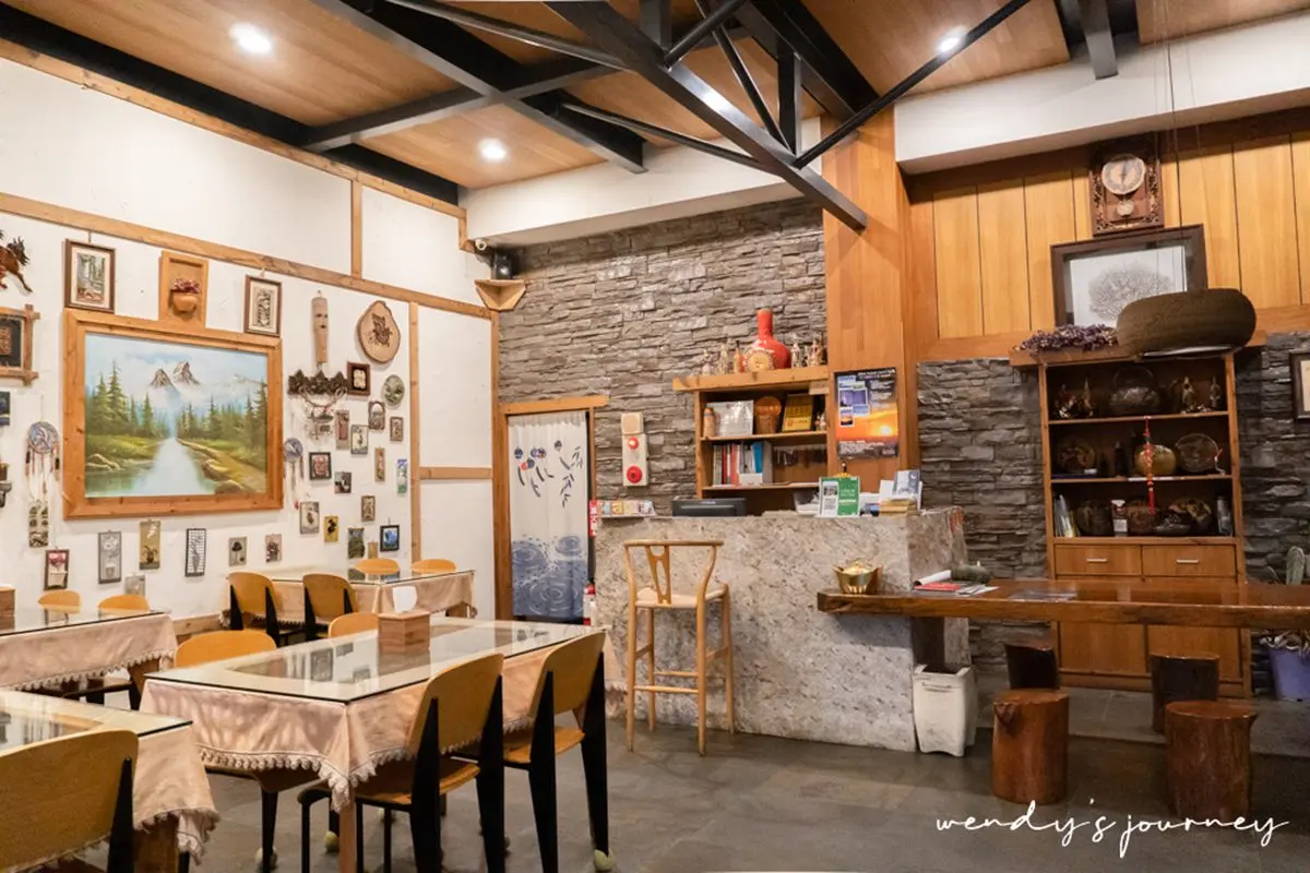 房內打卡無敵山景!「清境小木屋」先搶超大觀景窗雙人房,樓中樓躺床上觀星 房內打卡無敵山景!「清境小木屋」先搶超大觀景窗雙人房,樓中樓躺床上觀星