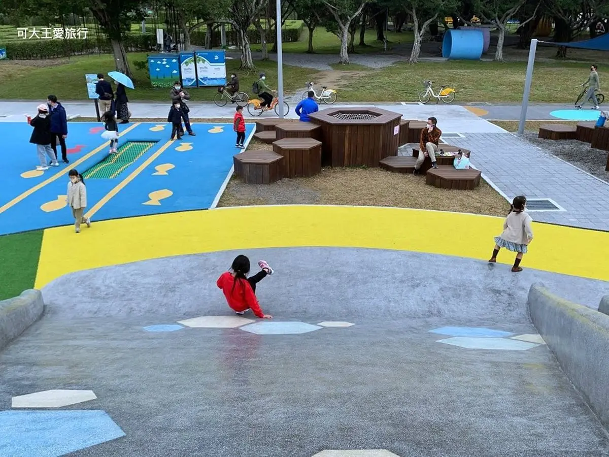 免費放電景點!花博「主題公園」先衝「水管溜滑梯」,爽玩「蜘蛛人攀爬網」 免費放電景點!花博「主題公園」先衝「水管溜滑梯」,爽玩「蜘蛛人攀爬網」