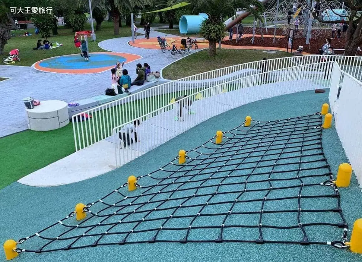 免費放電景點!花博「主題公園」先衝「水管溜滑梯」,爽玩「蜘蛛人攀爬網」 免費放電景點!花博「主題公園」先衝「水管溜滑梯」,爽玩「蜘蛛人攀爬網」