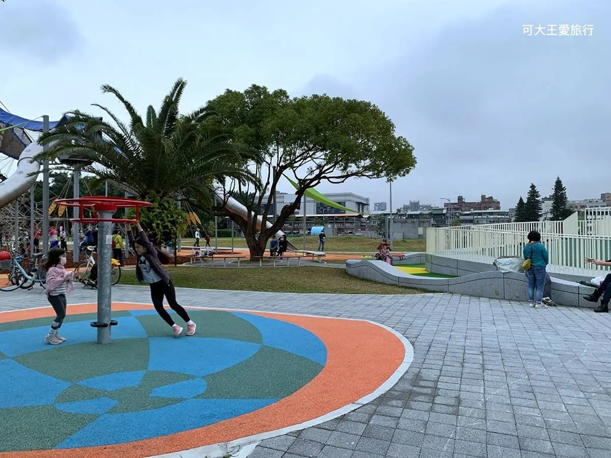 免費放電景點!花博「主題公園」先衝「水管溜滑梯」,爽玩「蜘蛛人攀爬網」 免費放電景點!花博「主題公園」先衝「水管溜滑梯」,爽玩「蜘蛛人攀爬網」