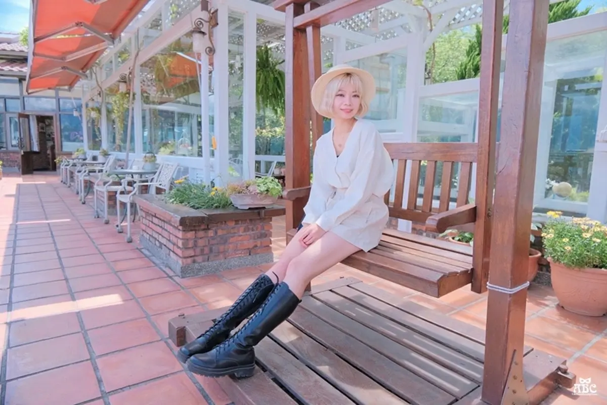 無敵雲海看到飽！歐風景觀餐廳藏無菜單料理，還有超美拍「森林系玻璃屋」