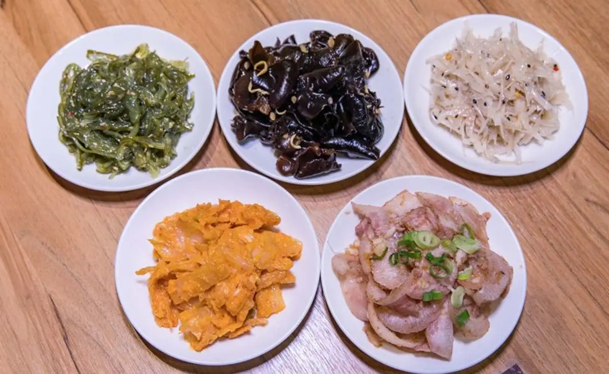 牛肉控必收!老饕最愛「半筋半肉麵」嗑厚切牛筋,特製牛筋醬拌飯一吃上癮 牛肉控必收!老饕最愛「半筋半肉麵」嗑厚切牛筋,特製牛筋醬拌飯一吃上癮