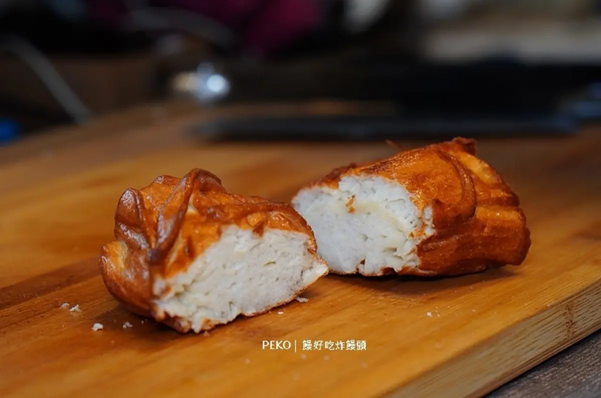 【新開店】炙燒「炸饅頭」吃過沒？牽絲龍蝦口味銅板價就有，現點現炸超唰嘴