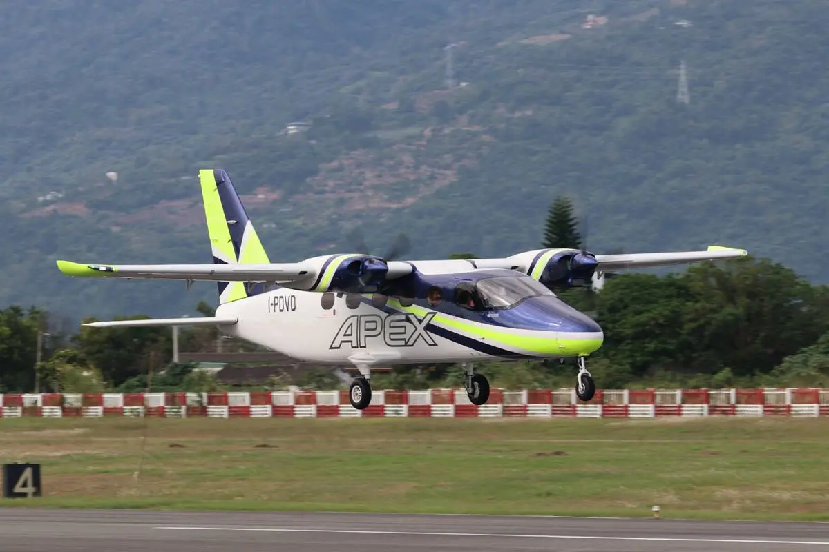 比搭熱氣球更威!台東新玩法「飛機遊覽」登場,縱谷、海岸、離島3航線可選 比搭熱氣球更威!台東新玩法「飛機遊覽」登場,縱谷、海岸、離島3航線可選
