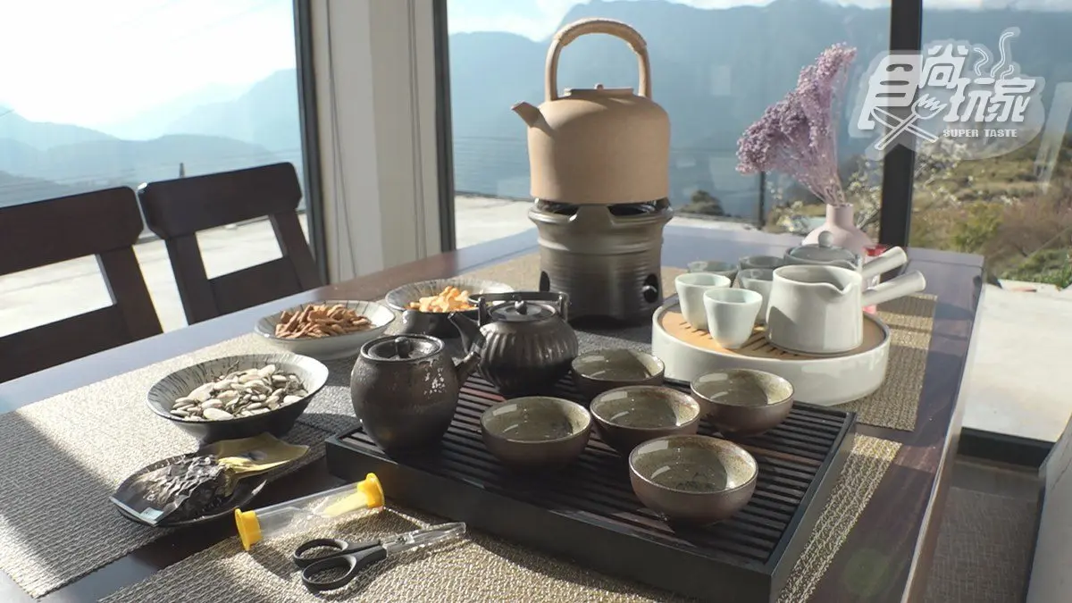 想來先預約！梨山茶屋打卡山景第一排，手沖高山茶入喉會「咕溜」