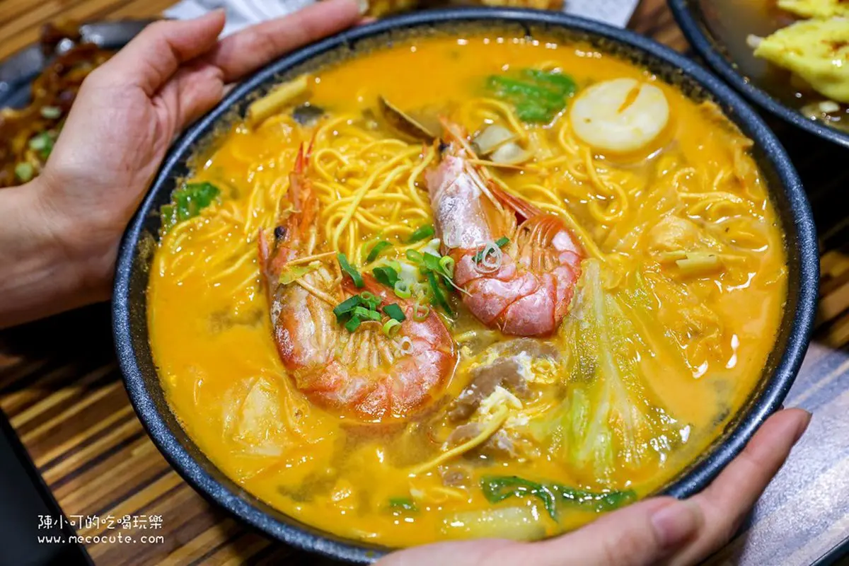 夜貓子必收！新北６間超人氣宵夜：一甲子炭燒鹹粥、會黏嘴的滷肉飯