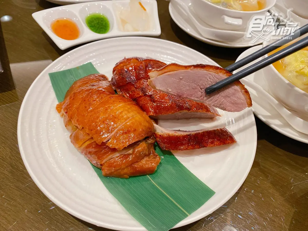最低180元就能吃！秒飛香港茶樓推車「飲早茶」，爽吃４大天王爆漿燒賣、蛋塔