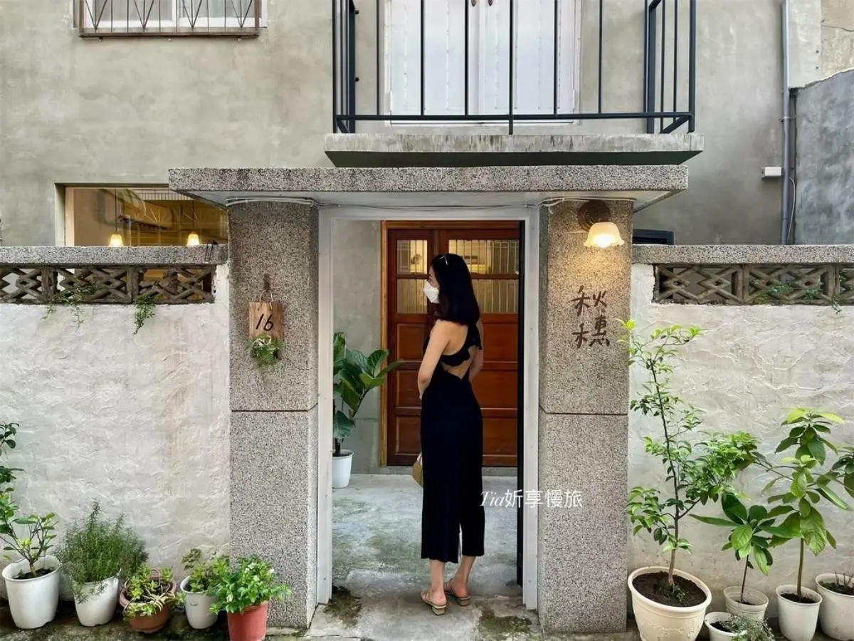 想吃看人品!無訂位「老宅咖啡廳」開店不定時,先搶「半顆橘子」生乳卷 想吃看人品!無訂位「老宅咖啡廳」開店不定時,先搶「半顆橘子」生乳卷
