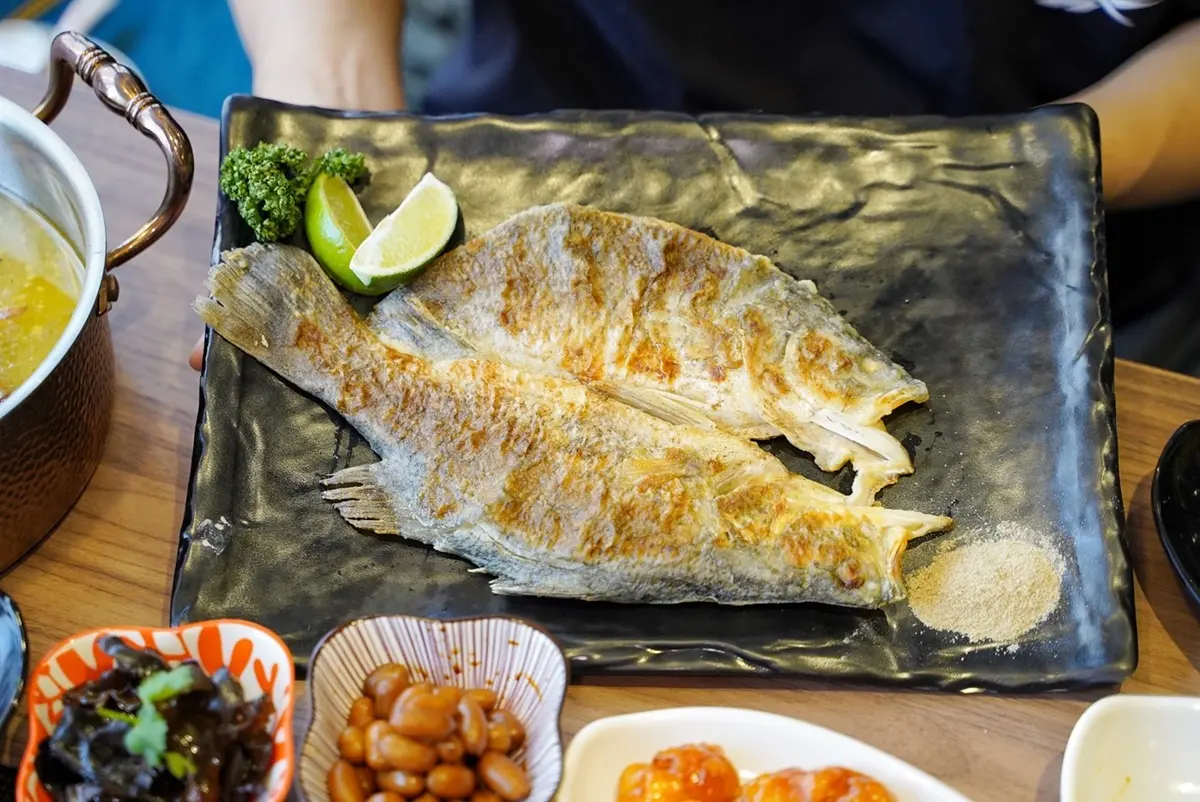 港式吃到飽再＋１！壽星半價爽嗑60道港點、熱炒，必點限量酸菜鴨火鍋