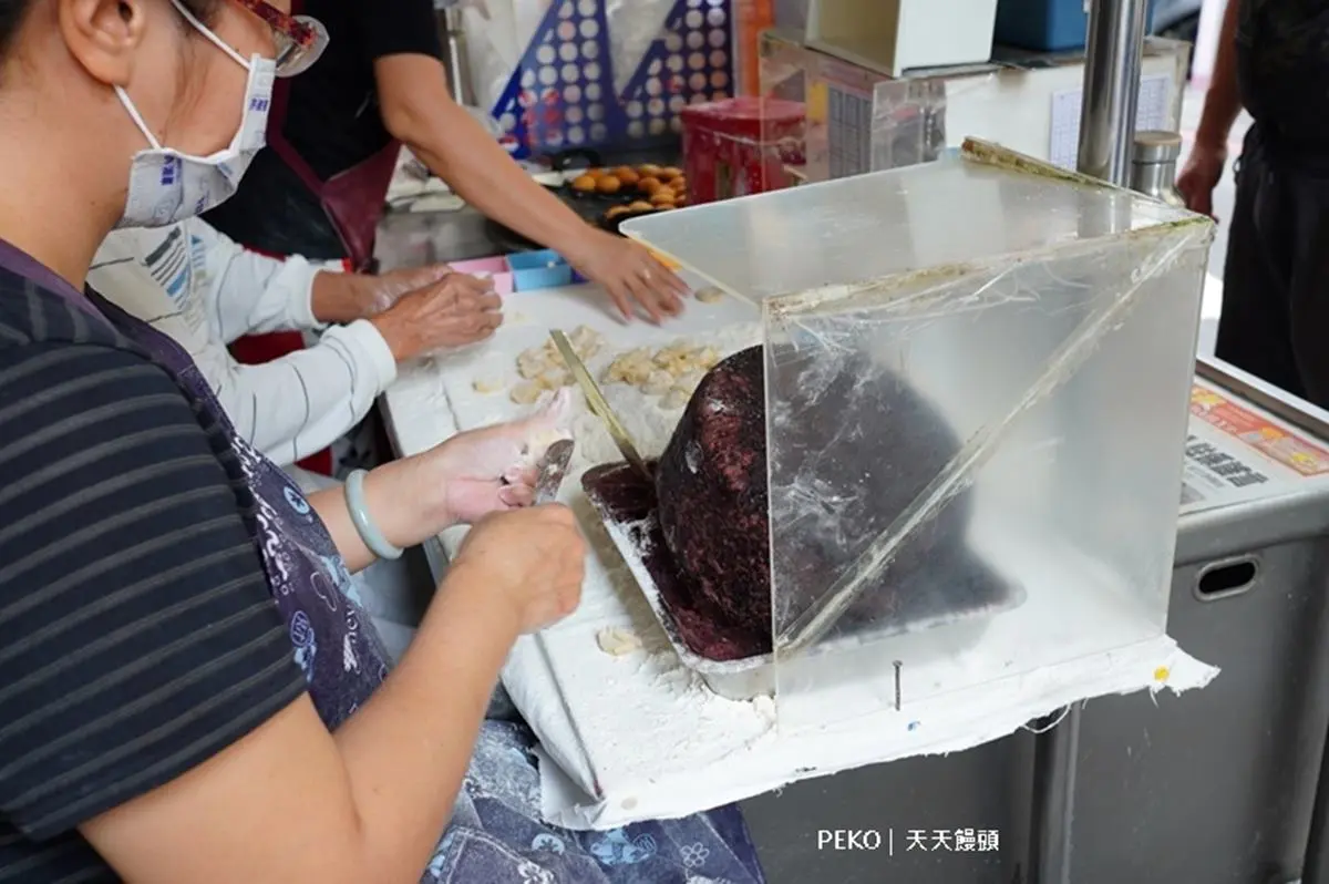 熱賣超過70年!4.4星「日式饅頭」1顆只要6元,金黃外皮+萬丹紅豆餡秒嗑光 熱賣超過70年!4.4星「日式饅頭」1顆只要6元,金黃外皮+萬丹紅豆餡秒嗑光
