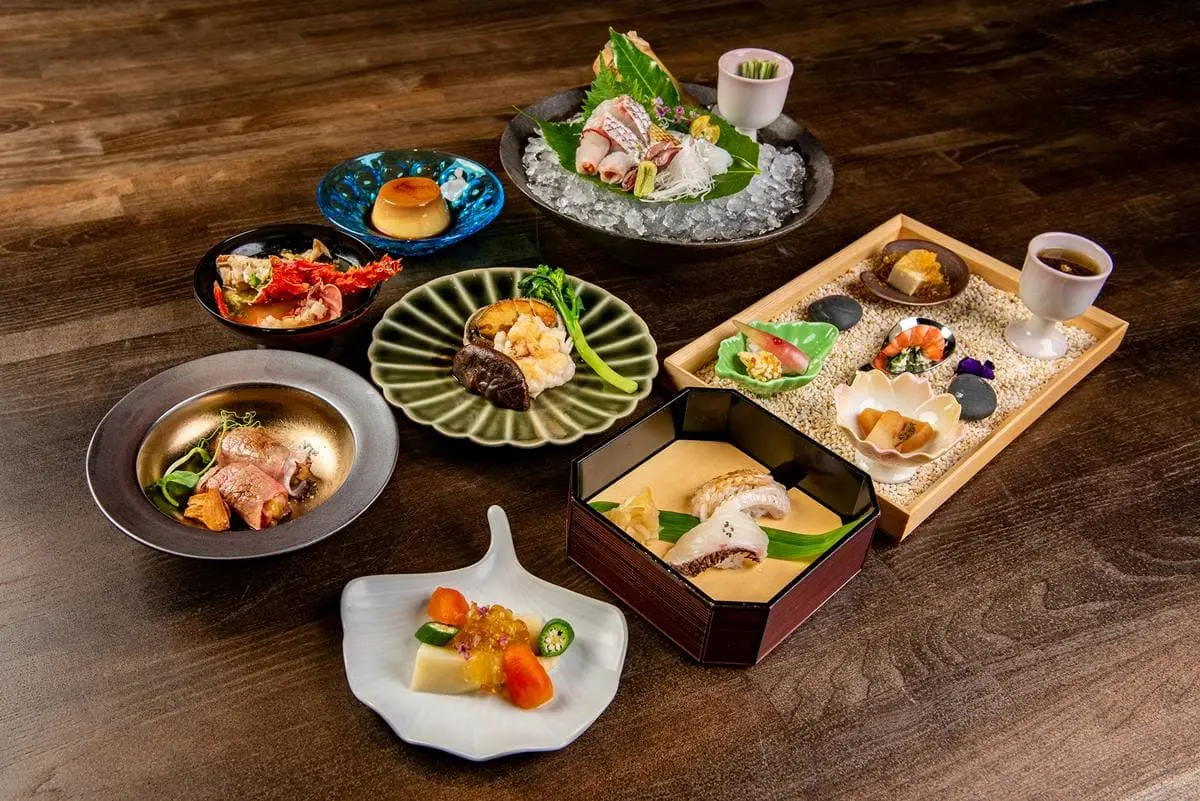 【新開店】沒預約吃不到！超人氣「懷石料理」插旗台南，爽嗑北海道海膽、美國牛鴨肝捲