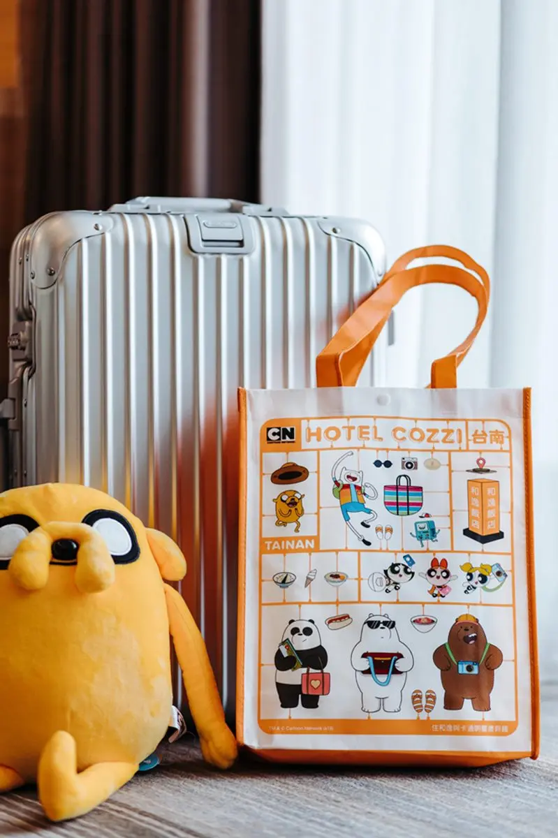 全台16家旅宿買1晚送1晚!每人每晚最低925元,台版迪士尼、卡通頻道房都有 全台16家旅宿買1晚送1晚!每人每晚最低925元,台版迪士尼、卡通頻道房都有