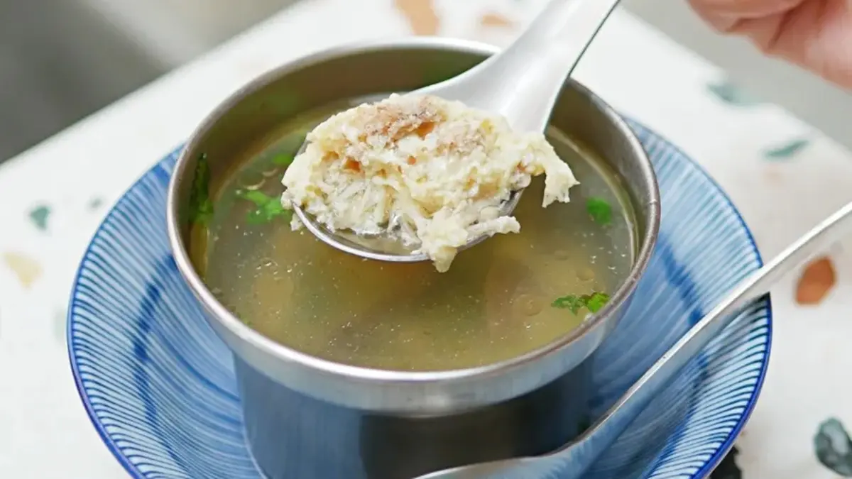 暴紅洗版IG！「高雄最美油飯」低調隱身巷弄，「鴨肉油飯」香氣十足超唰嘴