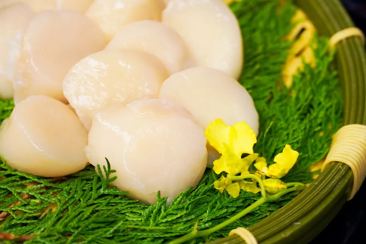 射手、摩羯座先收！11家超夯美食優惠：吃鍋５折、和牛吃到飽、幾歲送幾隻雞翅