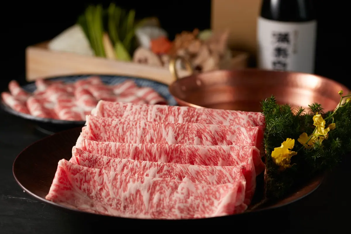 乾杯「A5和牛防疫箱」宅配到家！最低下殺42折、現省5000元，爽嗑800g和牛