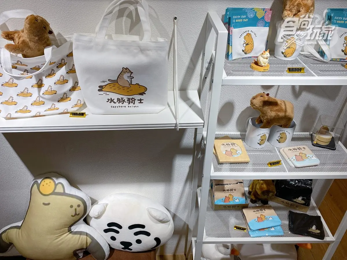 【新開店】免衝宜蘭！新北首家「水豚主題餐廳」，必拍柯爾鴨、超可愛雞蛋糕