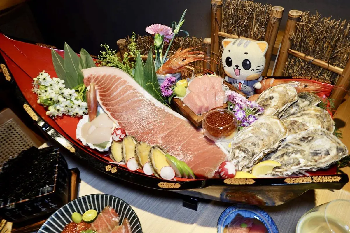 「有青」才敢大聲!台北最強6家海鮮丼:3種部位日本黑鮪、2公分厚生魚片 「有青」才敢大聲!台北最強6家海鮮丼:3種部位日本黑鮪、2公分厚生魚片