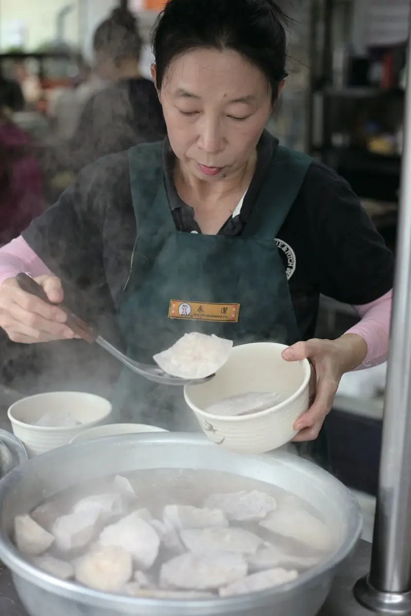 台中老饕最愛!5家人氣銅板價「台式早午餐」:膠質爆量豬皮飯、15元肉粥 台中老饕最愛!5家人氣銅板價「台式早午餐」:膠質爆量豬皮飯、15元肉粥