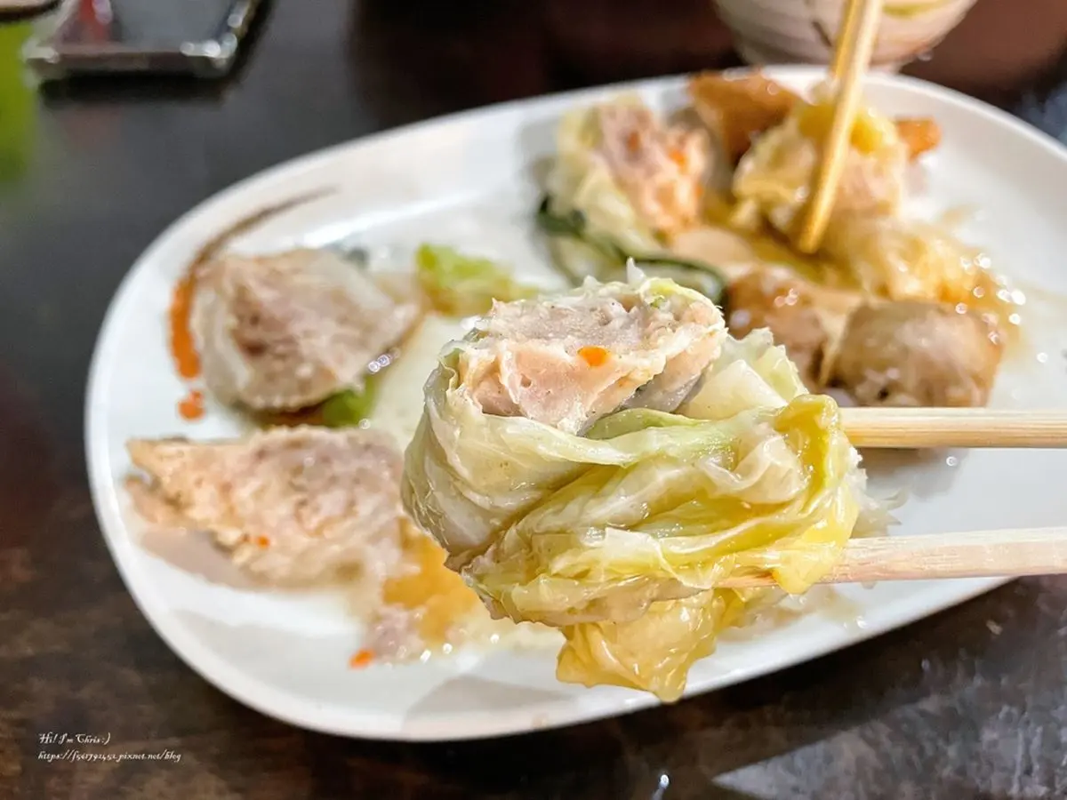在地人必排宵夜！高雄「鐵皮屋黑輪」飄香45年，南部限定烤黑輪片外酥內軟